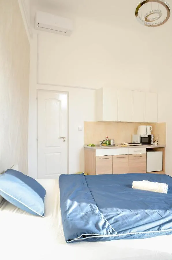 Papnoevelde Royal Inn @Inner City Budapest Apartment