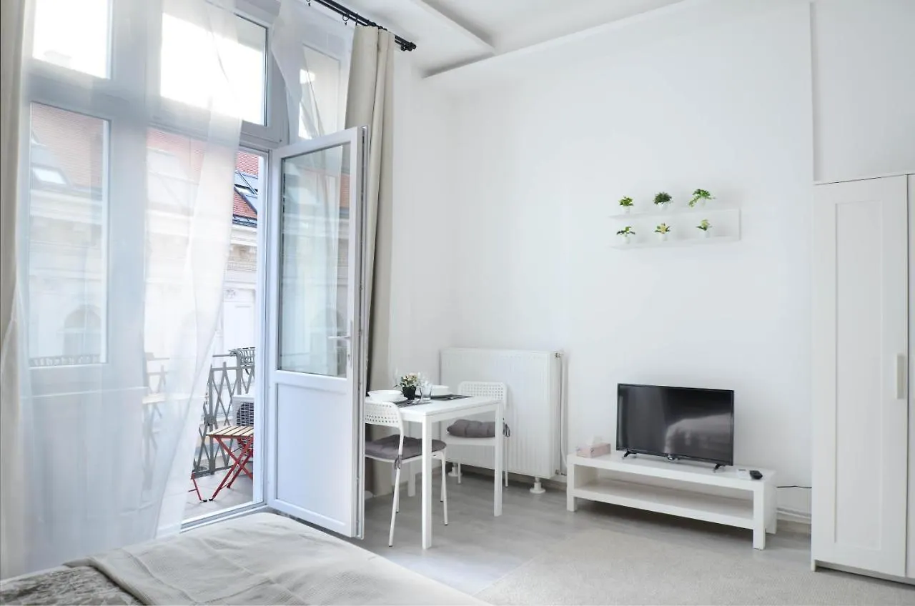 Apartment Papnoevelde Royal Inn @Inner City Budapest