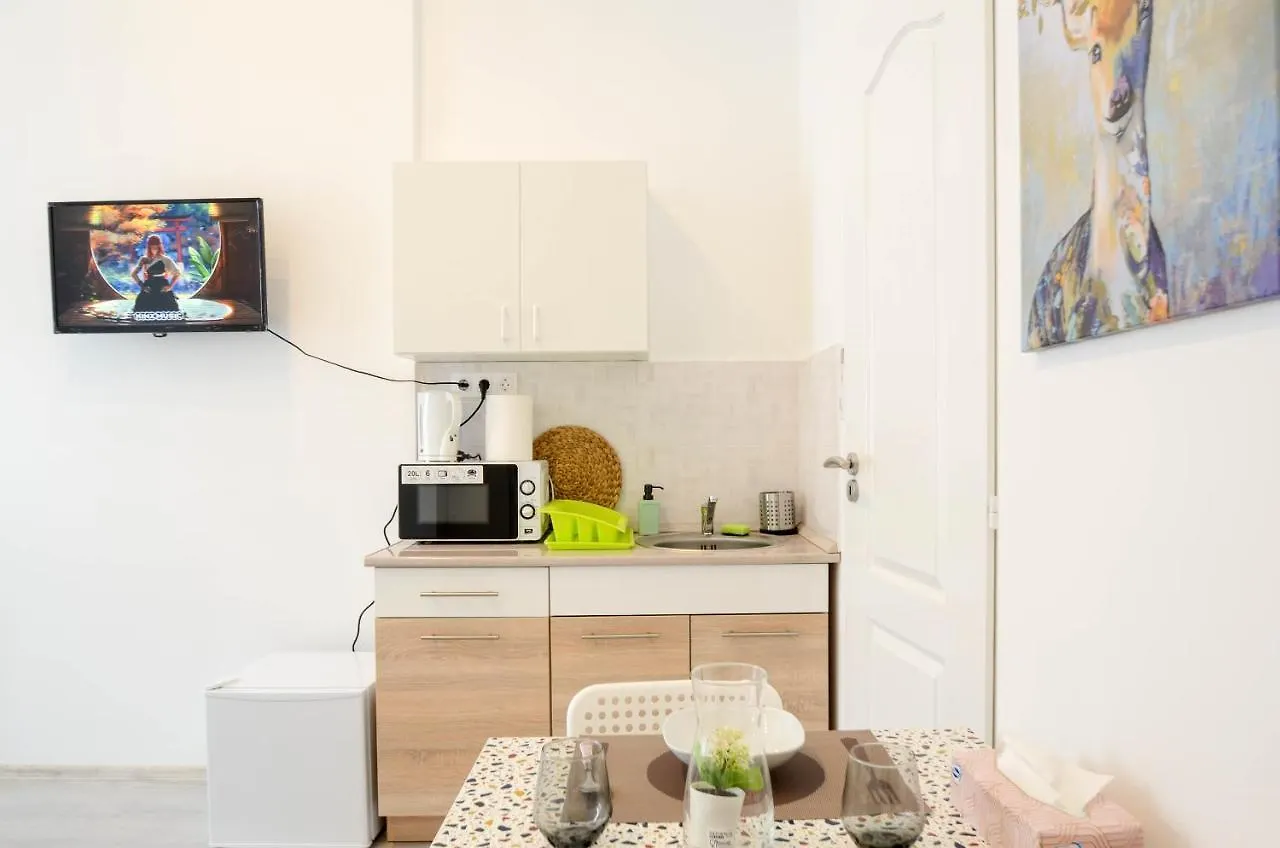Papnoevelde Royal Inn @Inner City Budapest Apartment